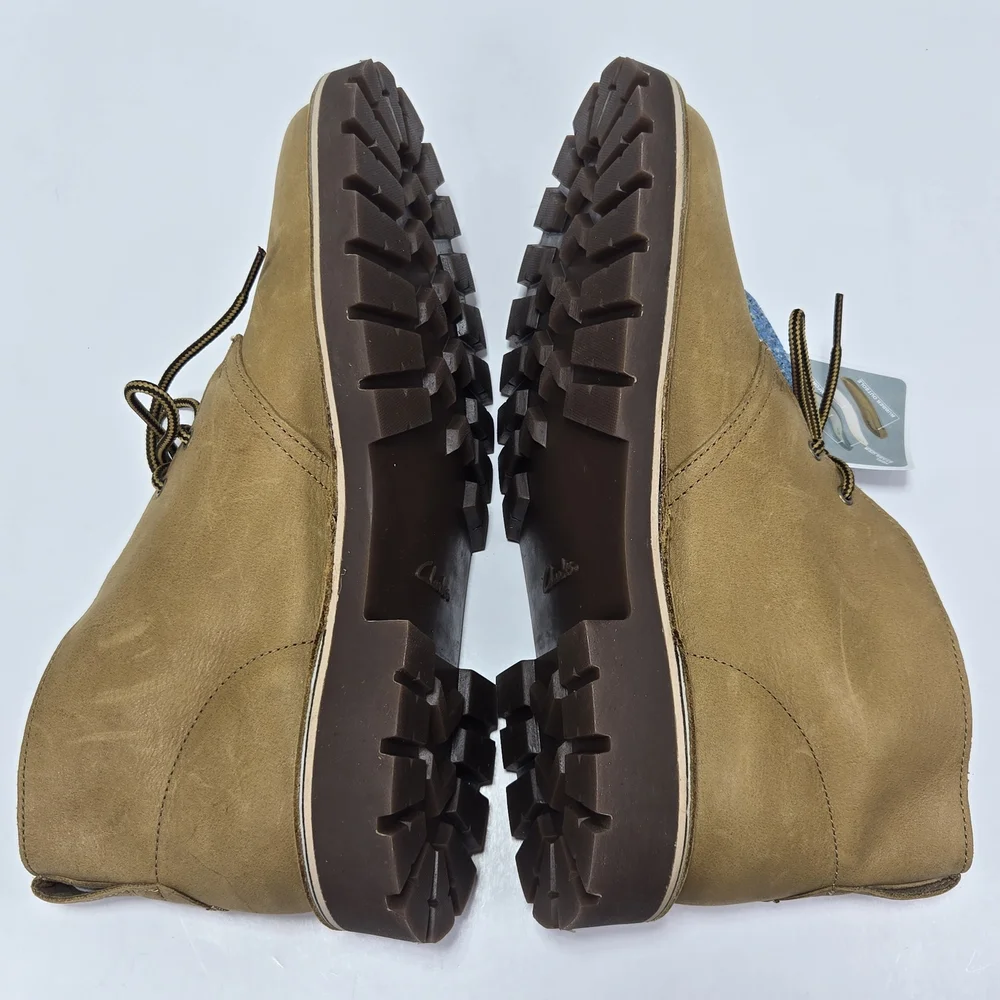 Clarks Overdale Mid Wheat Nubuck Leather Chukka Boots Men's Size 10